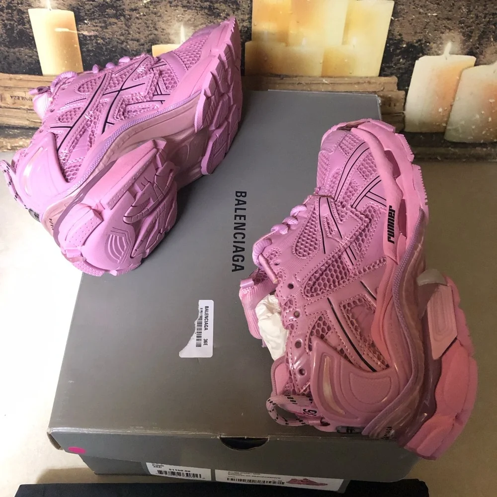 Balenciaga Runner Track Trainer Sneaker Low-Top Women Size 6 Light Pink Black - Picture 10 of 11